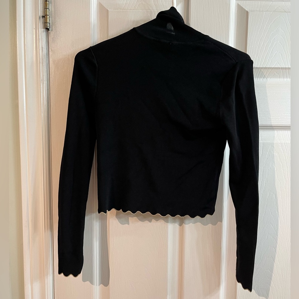 Zara | Black Cropped Knit Turtle Neck with gold edging size S - Picture 3 of 4